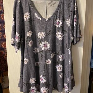 Lane Bryant floral top 18/20